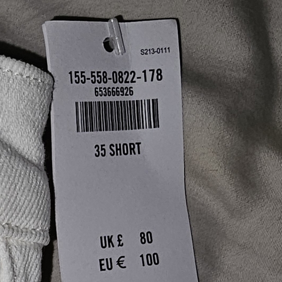 Ultra high rise, Slim straight, Curve love, White Abercrombie Jeans - Picture 9 of 9